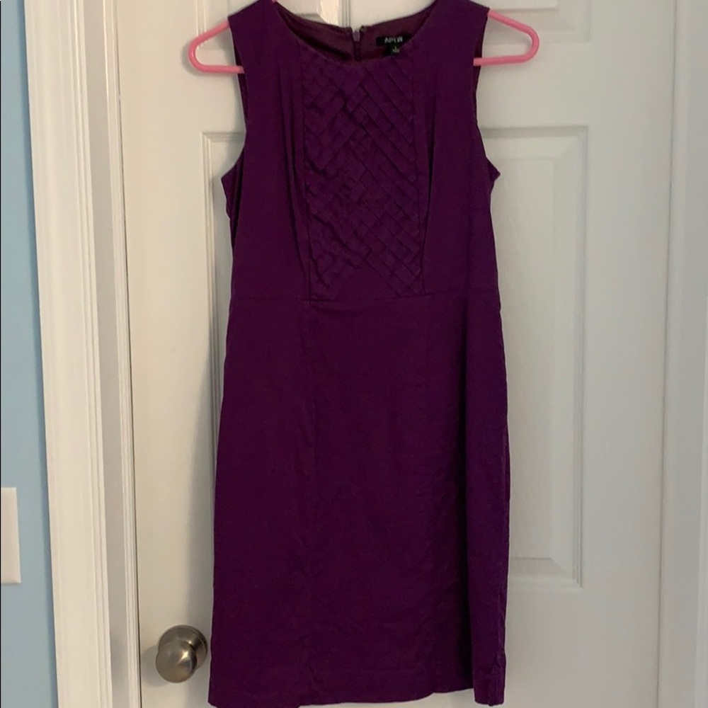 Dress - Picture 2 of 3